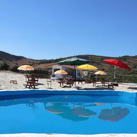 Ph In Alto Douro Vinhateiro