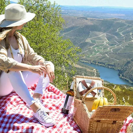Ph In Alto Douro Vinhateiro *