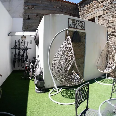 Apartment Ph In Alto Douro Vinhateiro Urros (Torre de Moncorvo, Braganca)