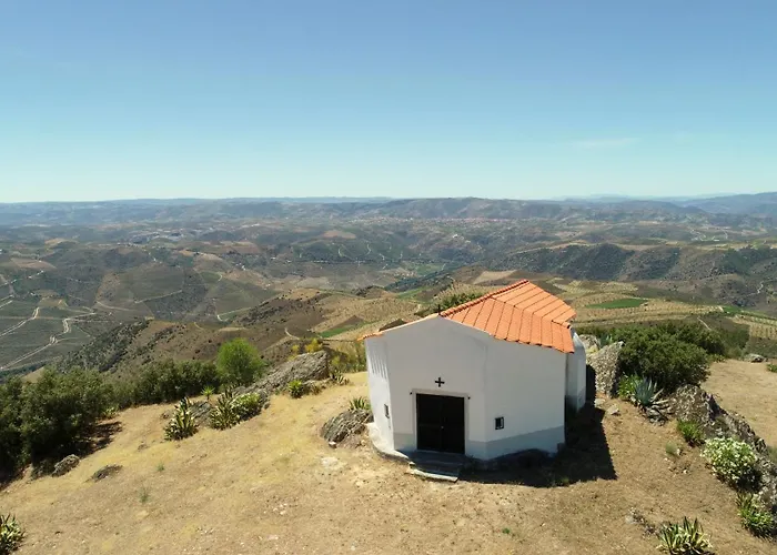 Ph In Alto Douro Vinhateiro Urros (Torre de Moncorvo, Braganca)